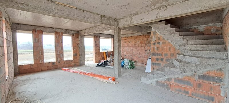 Dragomiresti Vale, casa/vila P+1Et+Pod, teren 415 mp, utilitati, statii STB