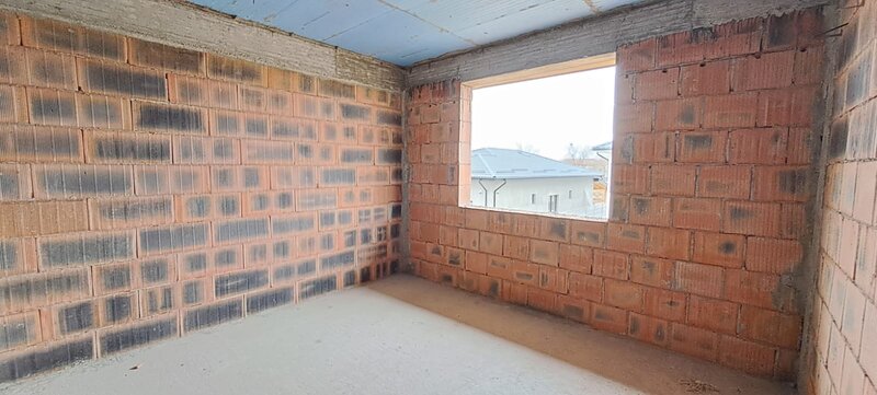 Dragomiresti Vale, casa/vila P+1Et+Pod, teren 415 mp, utilitati, statii STB