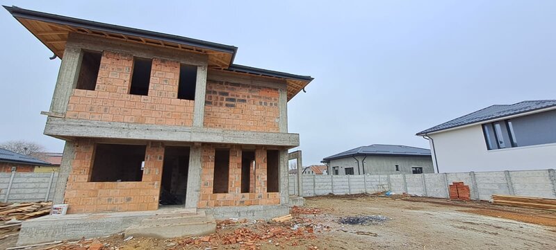 Dragomiresti Vale, casa/vila P+1Et+Pod, teren 415 mp, utilitati, statii STB